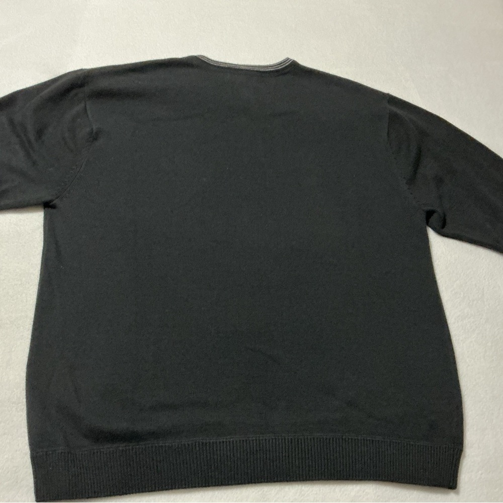 Chaps Men's black V-Neck Sweater size large - Picture 9 of 9